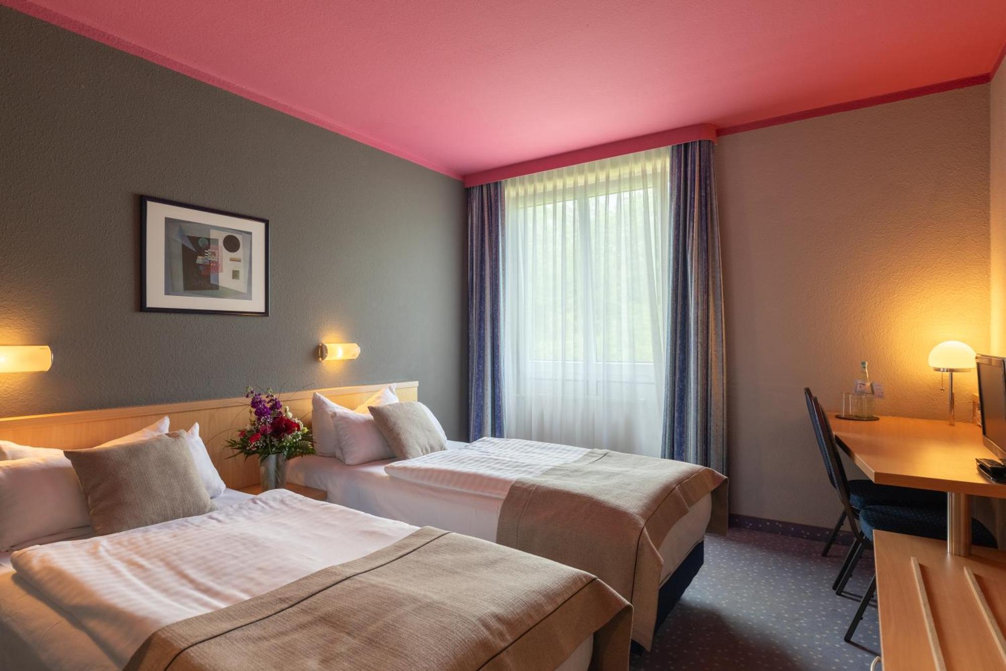 Garner Hotel Cottbus Sued By Ihg Exterior photo